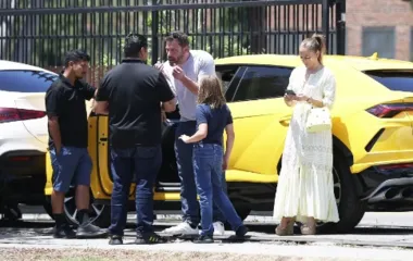 Ben Affleck discute após filho bater Lamborghini de R$ 2,4 milhões