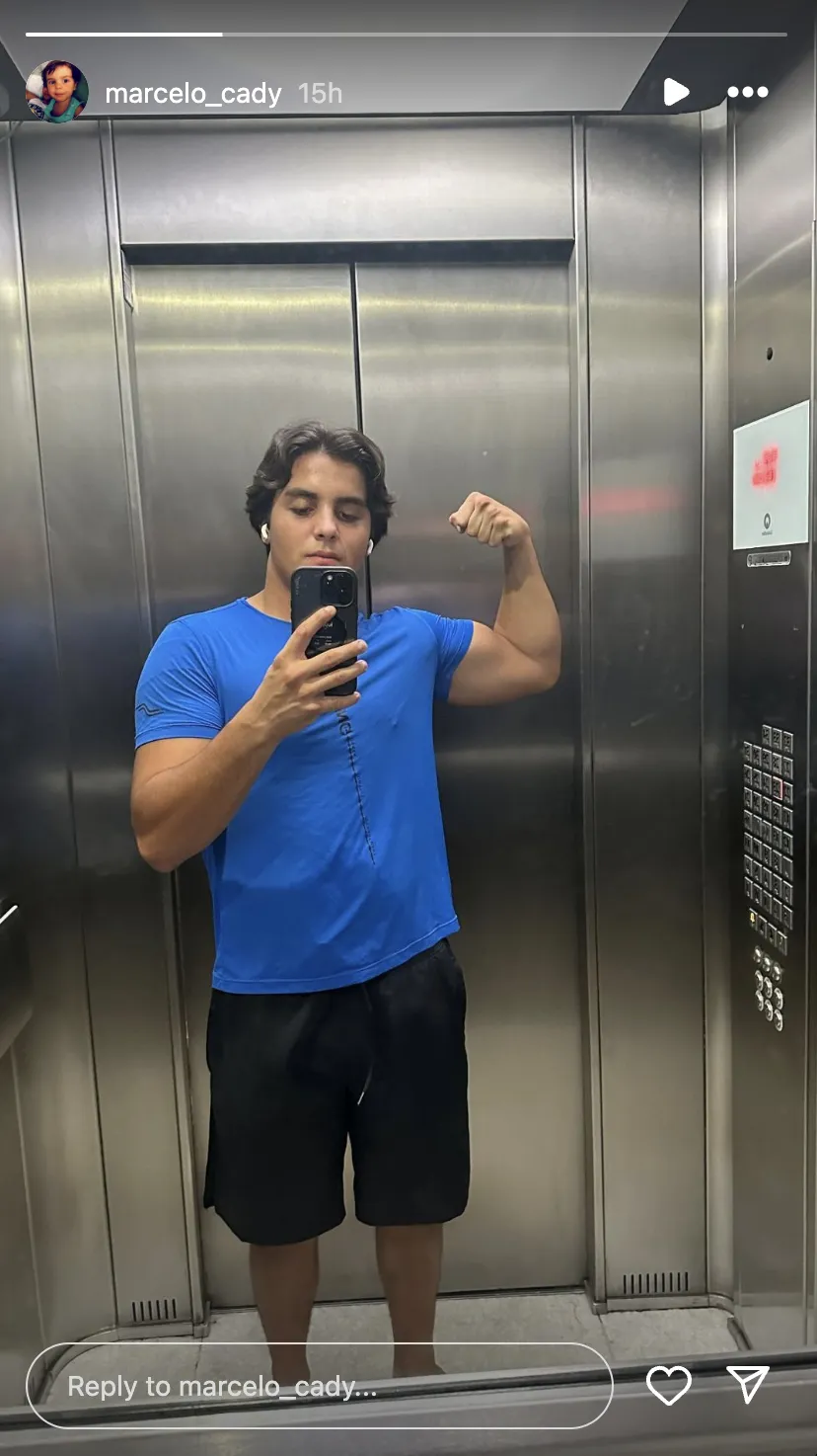 Filho de Ivete Sangalo exibe o braço musculoso em nova selfie