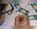 Mega-Sena sorteia prêmio de R$ 3 milhões; confira os números sorteados