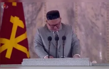 Kim Jong-un chora ao pedir perdão por fracasso