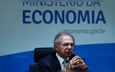 Guedes cita Eletrobras e Correios como “privatizações óbvias”