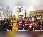Flamengo bate Palmeiras nos pênaltis e leva Supercopa