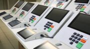 TSE apresenta novo modelo de urna para eleição 2022