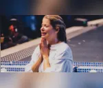 'Planos de Deus': Karina Bacchi se emociona ao ser batizada