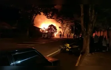 Bombeiros confirmam morte em incêndio no Pirapó; assista