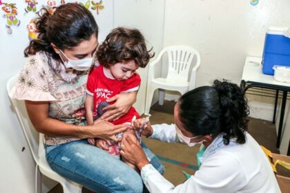 Apucarana vacina 720 pessoas contra gripe no final de semana