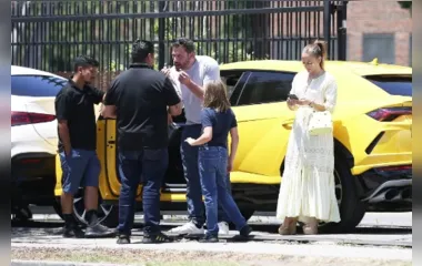 Ben Affleck discute após filho bater Lamborghini de R$ 2,4 milhões