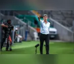 No G-4 do Campeonato Brasileiro da Série B, o Grêmio vive momento de instabilidade
