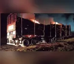 O caminhão seguia sentido a Mauá da Serra quando teve início o incêndio