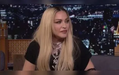 Cantora Madonna precisou ser internada