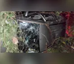O motorista de 59 anos e o passageiro de 20 anos ficaram feridos