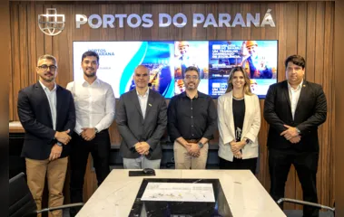 Comitiva comercial dos EUA visita o Porto de Paranaguá