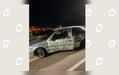 PM encontra carro pichado e abandonado em Apucarana