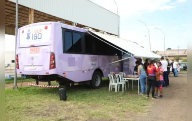 Mês da Mulher: Ônibus Lilás presta diversos serviços na zona sul