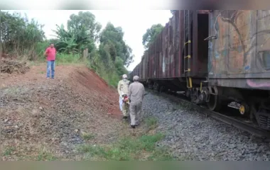 Homem fica gravemente ferido após ser atropelado por trem no PR