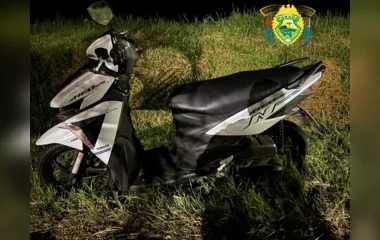 Colisão traseira deixa motociclista de 42 anos ferida em Rolândia