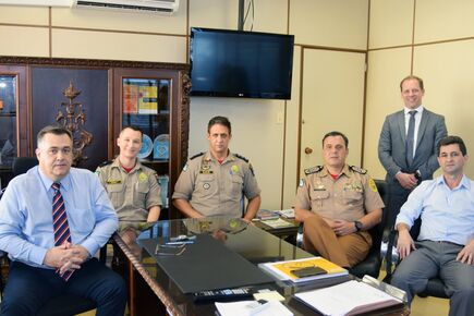 Sesa e Corpo de Bombeiros firmam cooperação para curso de socorristas do Siate